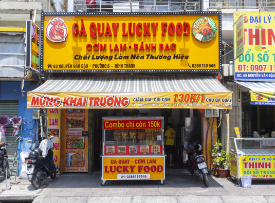 GÀ QUAY LUCKY FOOD